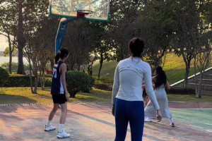 😍兄弟们快来，这里全是女生！